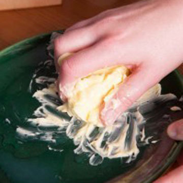 Как сделать масло из сливок 3
