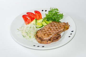 Курица с зелеными овощами