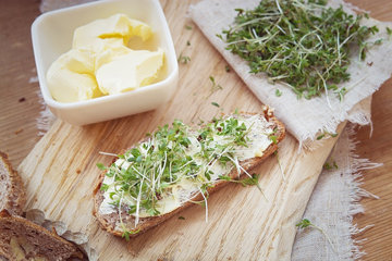 Масло и насыщенные жирные кислоты
