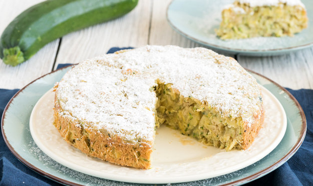 Как испечь пирог для диеты с ананасом и кабачками 1