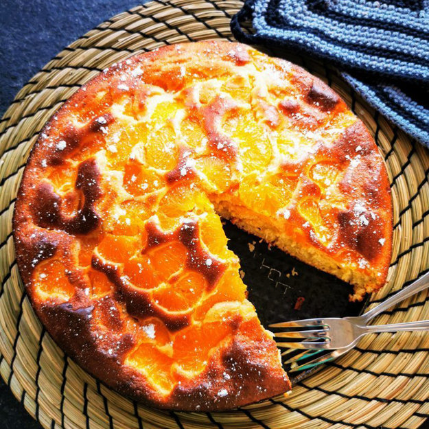 Быстрый пирог с творогом и мандаринами