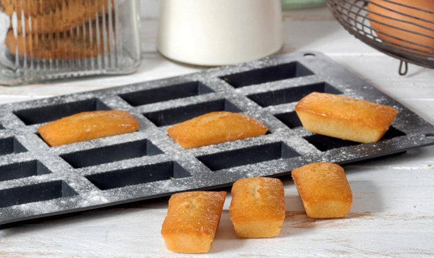 Пирожные с белками