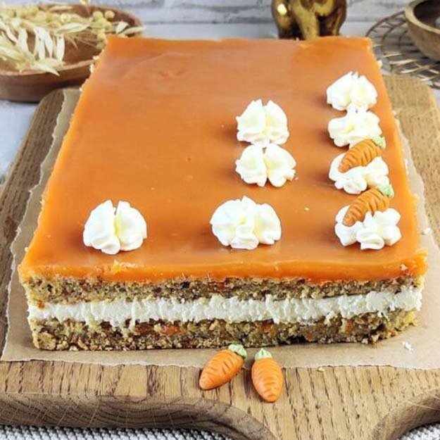 приправить морковный пирог по своему вкусу
