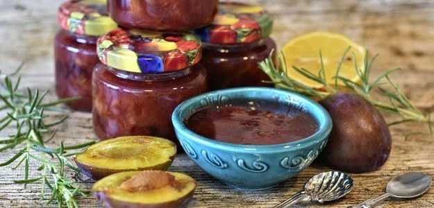 Заготовки из слив на зиму: сливовое желе