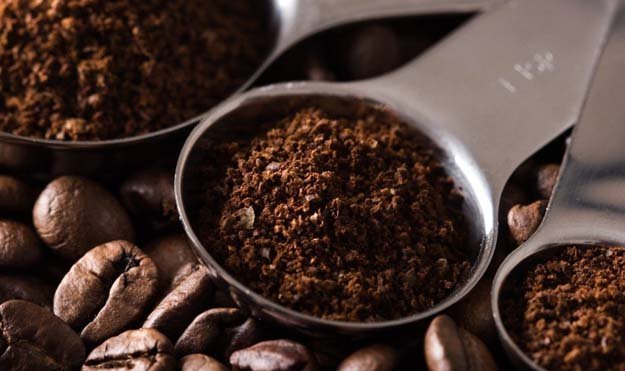 Используйте кофе для сияющей кожи