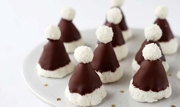 Кокосовые конфеты "Зимние шапочки"-01