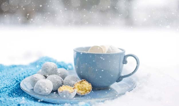 Меню на праздничный стол. Десерты