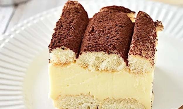 Простой торт на праздник с основой без выпечки и с пудингом-01