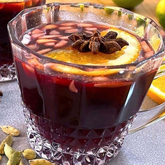 напиток на праздничный стол на основе сока