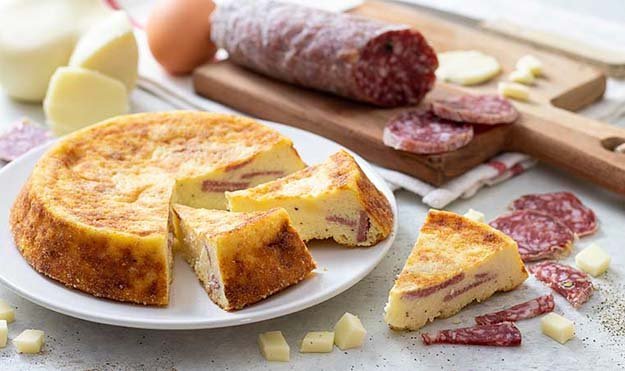 Мильяччо - манник с сыром и колбасой