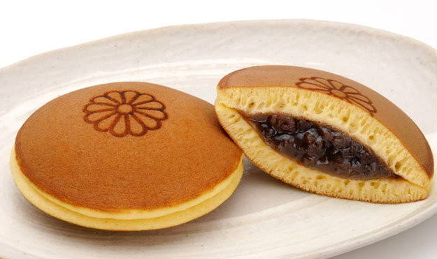 блинчики с начинкой Dorayaki