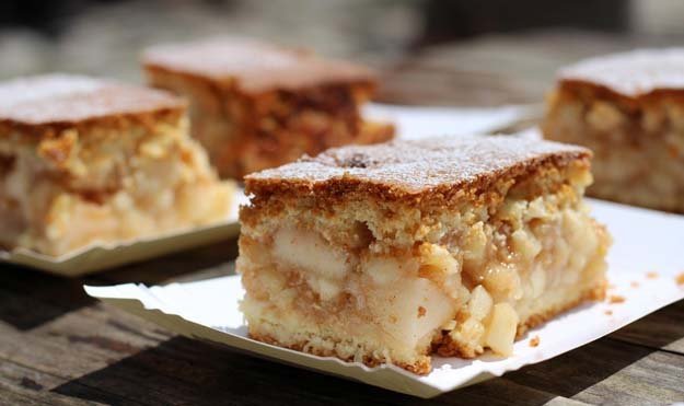 простой яблочный пирог